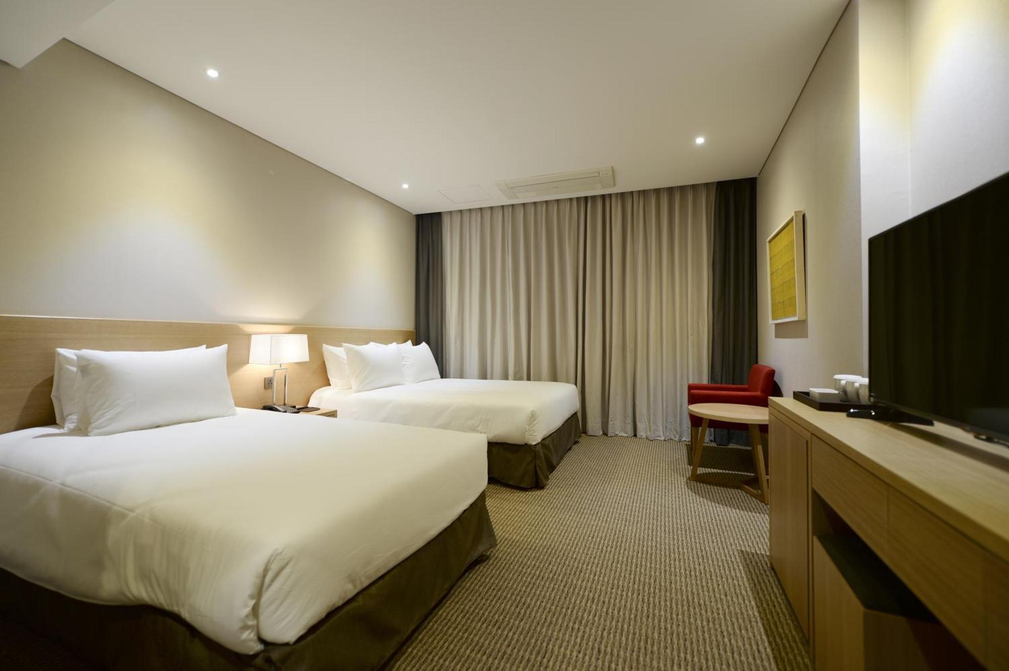 Hotel New Oriental Myeongdong Seoel Kamer foto